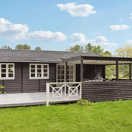 Semesterbostad Amazing In With Wifi